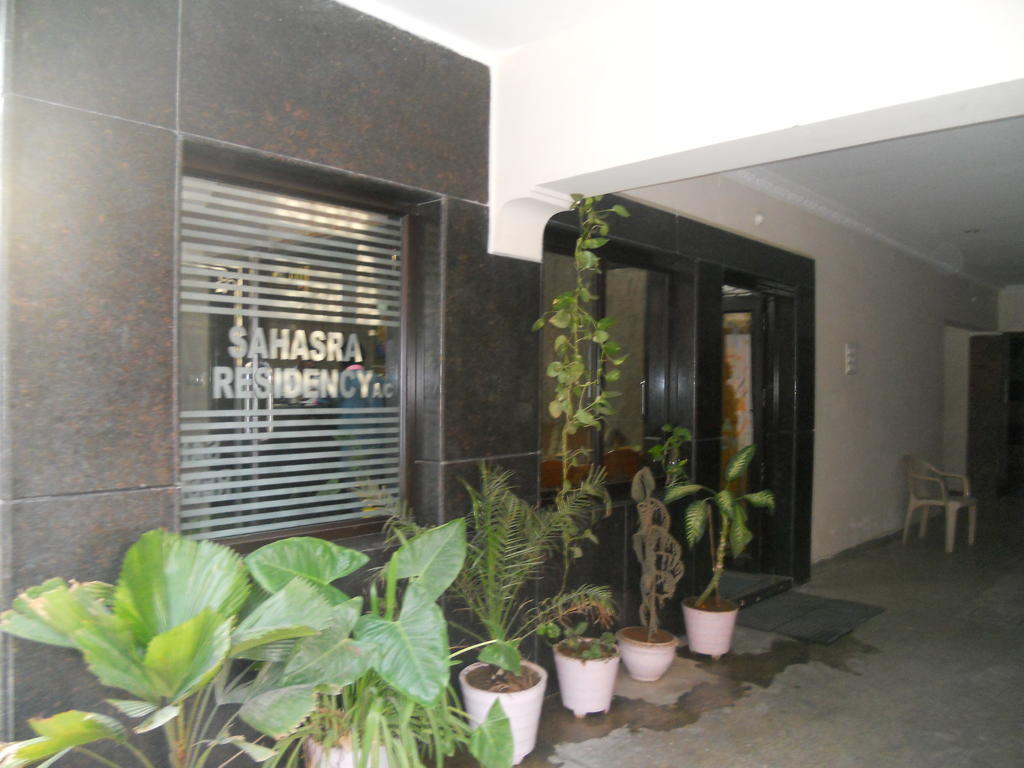 Hotel Sahasra Residency Tirupati Exterior foto